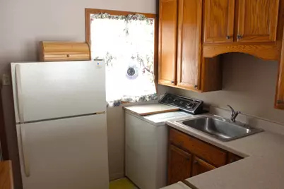 2853 S 50th St, Milwaukee, WI 53219 - Photo 5