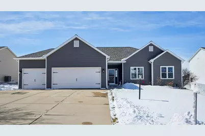 N8333  Whippoorwill Rd, Ixonia, WI 53036 - Photo 1