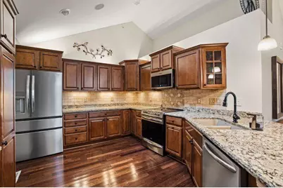 15270  Huff Way, Brookfield, WI 53005 - Photo 9