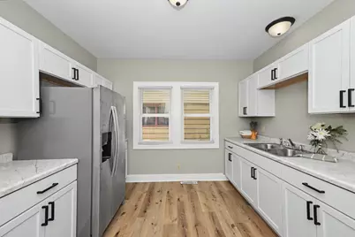 2642 N 50th St #2644, Milwaukee, WI 53210 - Photo 9