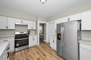 2642 N 50th St, Milwaukee, WI 53210 - Photo 11