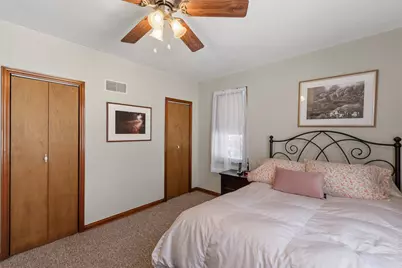 5817 S Hately Ave #5819, Cudahy, WI 53110 - Photo 11