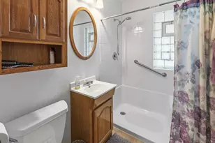 5817 S Hately Ave, Cudahy, WI 53110 - Photo 9