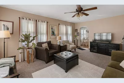 5817 S Hately Ave #5819, Cudahy, WI 53110 - Photo 3