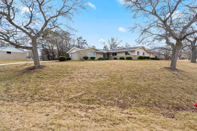 201 W Ellsworth Ln, Bayside, WI 53217 - Photo 45