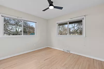 201 W Ellsworth Ln, Bayside, WI 53217 - Photo 33