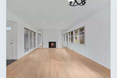 201 W Ellsworth Ln, Bayside, WI 53217 - Photo 5