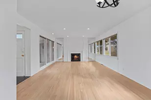 201 W Ellsworth Ln, Bayside, WI 53217 - Photo 5