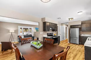 3900 W Kiley Ave, Milwaukee, WI 53209 - Photo 5