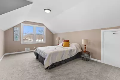 3900 W Kiley Ave, Milwaukee, WI 53209 - Photo 9