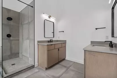 308  Oak St #202, Slinger, WI 53086 - Photo 7