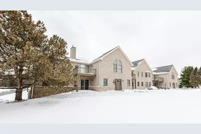 930  Oconomowoc Pkwy, Oconomowoc, WI 53066 - Photo 45