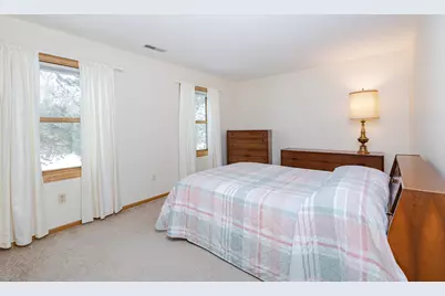 930  Oconomowoc Pkwy, Oconomowoc, WI 53066 - Photo 23