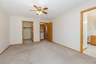 930 Oconomowoc Pkwy, Oconomowoc, WI 53066 - Photo 33