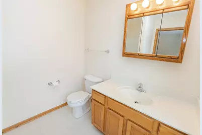 930  Oconomowoc Pkwy, Oconomowoc, WI 53066 - Photo 37