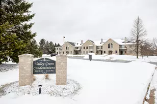 930 Oconomowoc Pkwy, Oconomowoc, WI 53066 - Photo 1