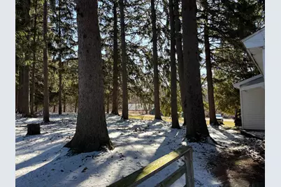 514  Sharpes Dr, Elkhart Lake, WI 53020 - Photo 3