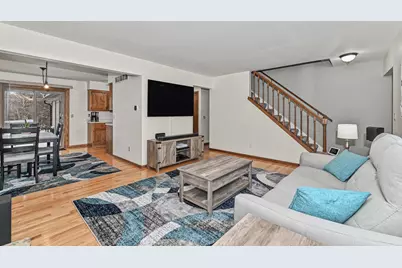 1511  Camden Ct #A, Waukesha, WI 53186 - Photo 7