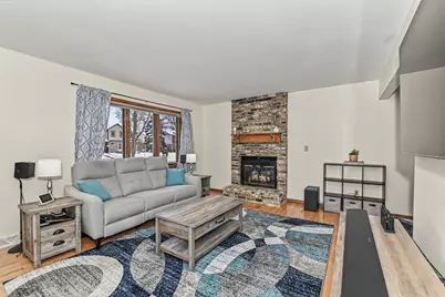 1511  Camden Ct #A, Waukesha, WI 53186 - Photo 5