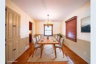 5872  Riverside Dr, Greendale, WI 53129 - Photo 7