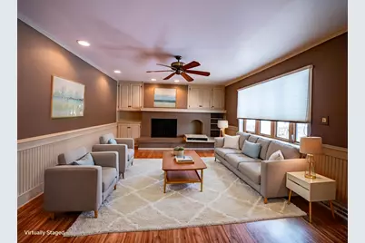 5872  Riverside Dr, Greendale, WI 53129 - Photo 5