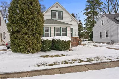 925  Harding Ave, Waukesha, WI 53186 - Photo 3