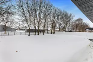 1902 Brooklyn Pl, Holmen, WI 54636 - Photo 31