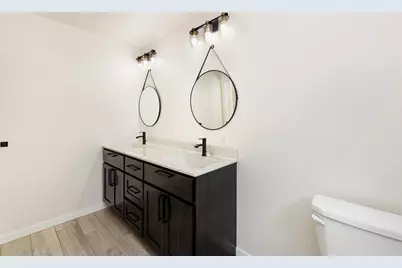 1902  Brooklyn Pl, Holmen, WI 54636 - Photo 17