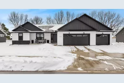 1902  Brooklyn Pl, Holmen, WI 54636 - Photo 1