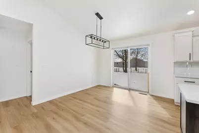 1902  Brooklyn Pl, Holmen, WI 54636 - Photo 7