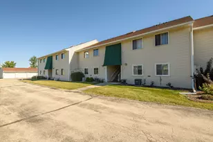 1891 Parknoll Ln, Port Washington, WI 53074 - Photo 23