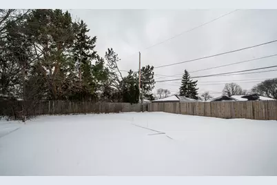 6541 N Fresno St, Milwaukee, WI 53224 - Photo 21