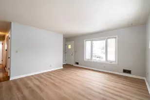 6541 N Fresno St, Milwaukee, WI 53224 - Photo 7