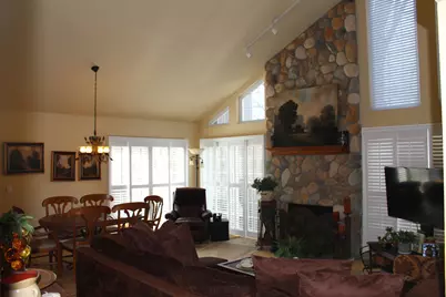 1755  Cottage Dr #7-16, Lake Geneva, WI 53147 - Photo 7