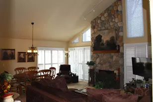 1755 Cottage Dr, Lake Geneva, WI 53147 - Photo 7