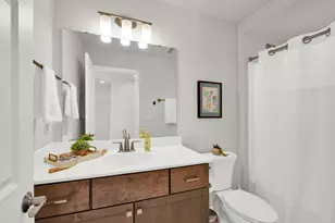 21965 W North Ave, Brookfield, WI 53045 - Photo 17