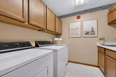 1451  Pheasant Run Dr #101, Racine, WI 53406 - Photo 11