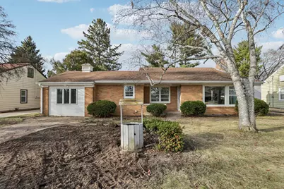 1939  Jackson St, Beloit, WI 53511 - Photo 39