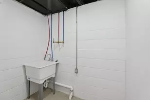 1939 Jackson St, Beloit, WI 53511 - Photo 33