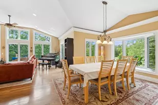 572 Trevino Dr, Geneva, WI 53147 - Photo 5