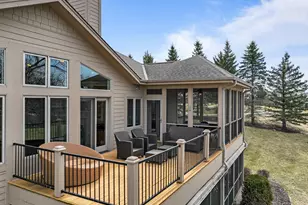 572 Trevino Dr, Geneva, WI 53147 - Photo 13