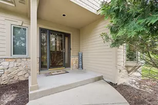 572 Trevino Dr, Geneva, WI 53147 - Photo 3