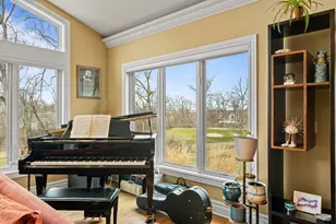 572 Trevino Dr, Geneva, WI 53147 - Photo 9