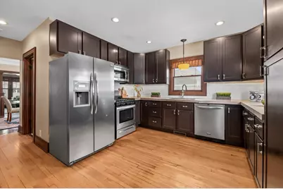 2735 S Greeley St, Milwaukee, WI 53207 - Photo 13