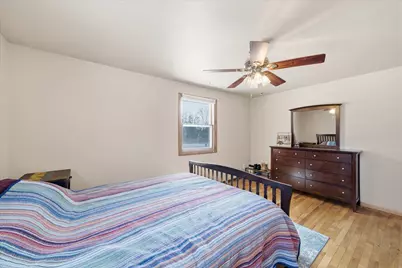 10726  Crestview Dr, Cedarburg, WI 53012 - Photo 23