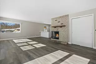 W191S7367 Shore Ln, Muskego, WI 53150 - Photo 7