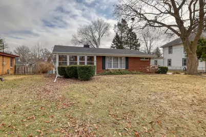 132  Caldwell St, Pewaukee, WI 53072 - Photo 1