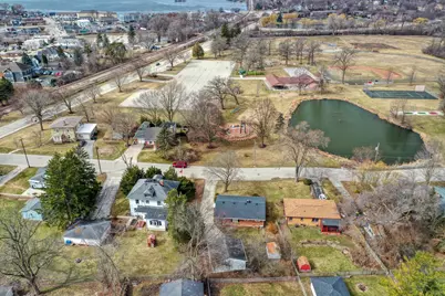 132  Caldwell St, Pewaukee, WI 53072 - Photo 27
