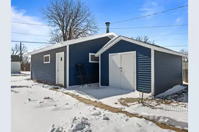 410 E Geneva St, Delavan, WI 53115 - Photo 69