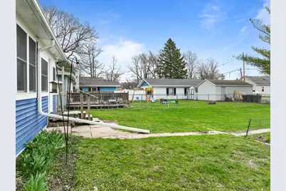 410 E Geneva St, Delavan, WI 53115 - Photo 5